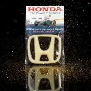 Creación de Moldes con Logos y formas Personalizadas en Chocolate